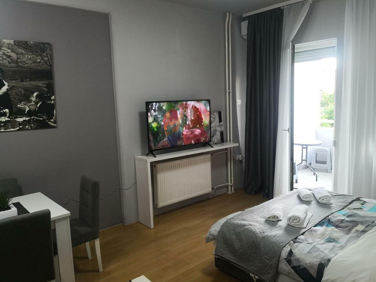 Contemporary Residence Ni Extérieur photo