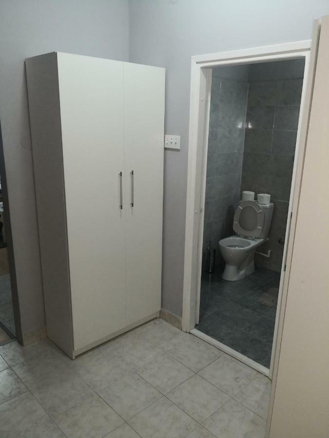 Contemporary Residence Ni Extérieur photo