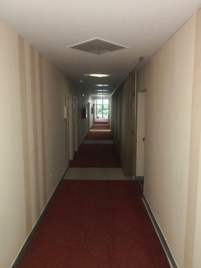Contemporary Residence Ni Extérieur photo