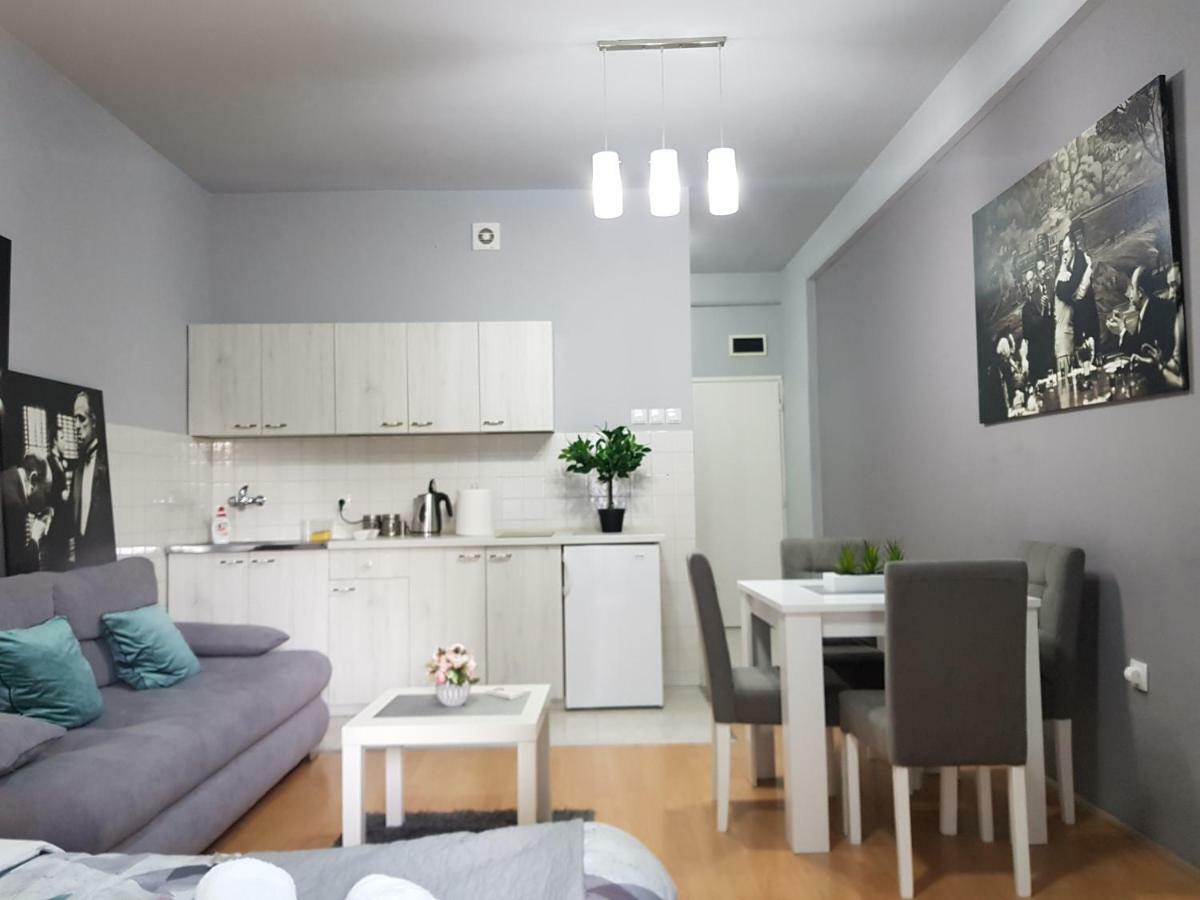 Contemporary Residence Ni Extérieur photo