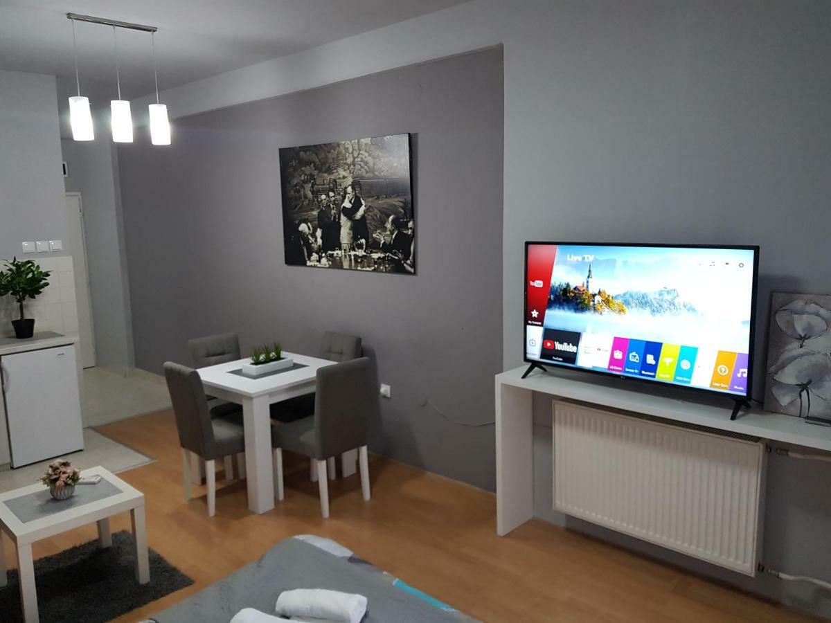 Contemporary Residence Ni Extérieur photo